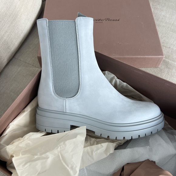 Gianvito Rossi Limited Edition Chester Boot in Mink Size 40 - Picture 10 of 10